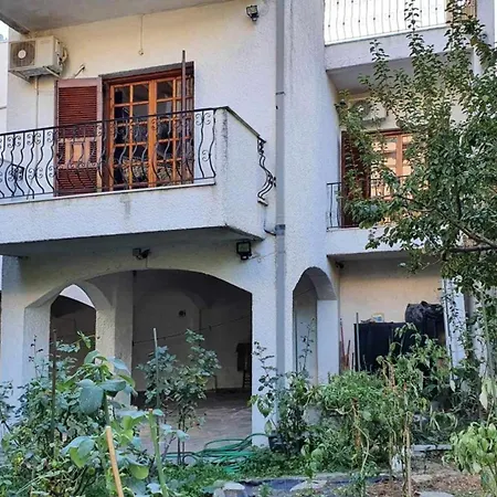 Semesterbostad Alexia's In *