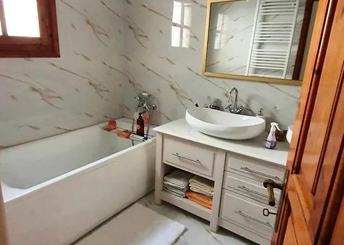 Semesterbostad Alexia's In *