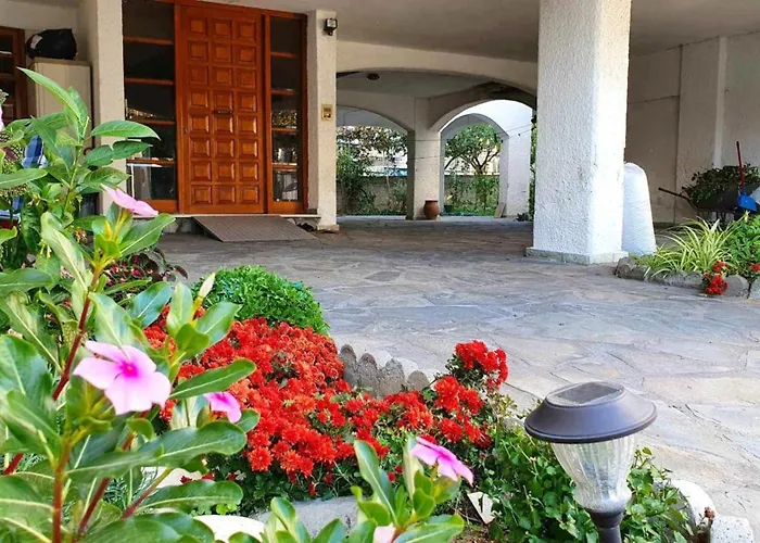 Semesterbostad Alexia's In *