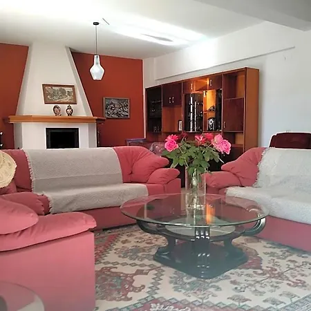 Alexia's In Prázdninový dům Volos